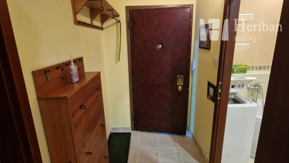 1-izb.byt s logiou, komplet.rek., Jantárova ul, KE-časť JUH