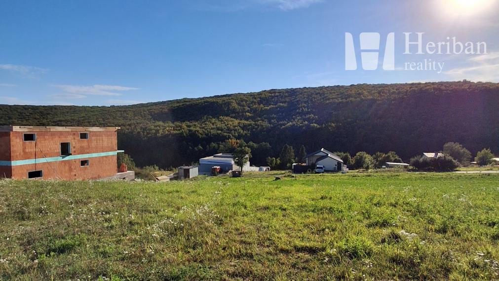 Pozemok na výstavbu RD, 17,8 ár, Nižný Klátov, Košice-okolie