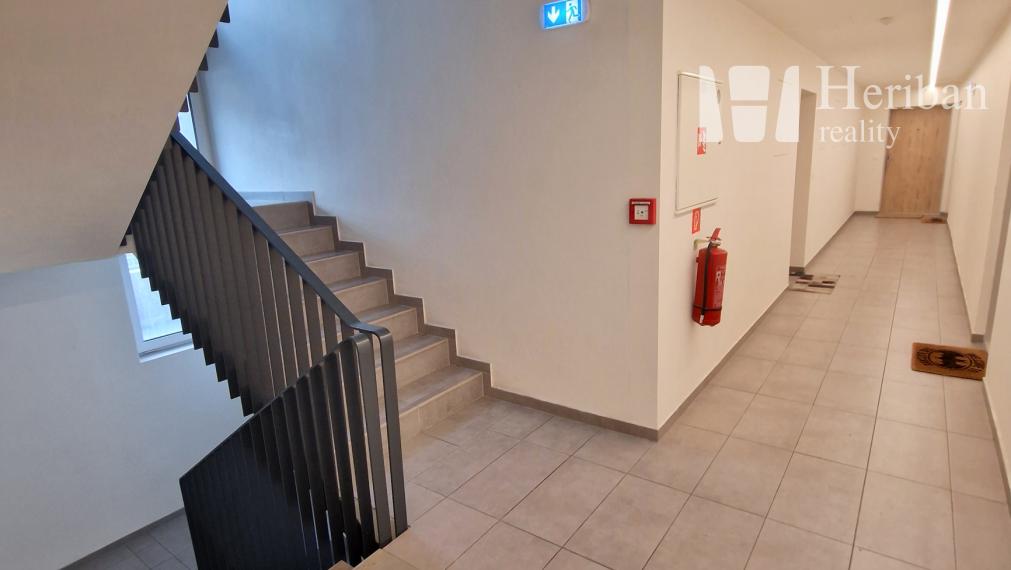 1 izb.byt s 7m loggiou+park.miesto, Rezidencia Mlynská Bašta