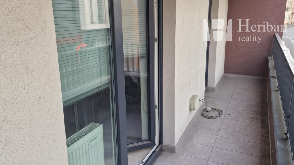 1 izb.byt s 7m loggiou+park.miesto, Rezidencia Mlynská Bašta