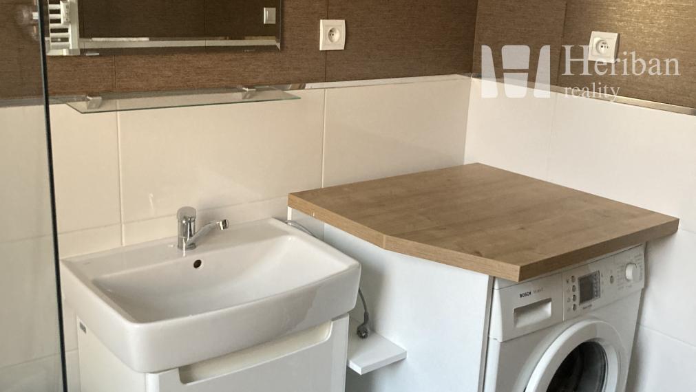 2 izb.byt, 53m2, rekonštr. a zariadený, Jazmínova ul, Terasa