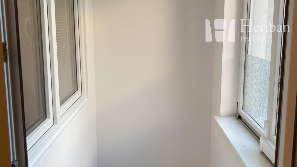 2 izb.byt, 53m2, rekonštr. a zariadený, Jazmínova ul, Terasa