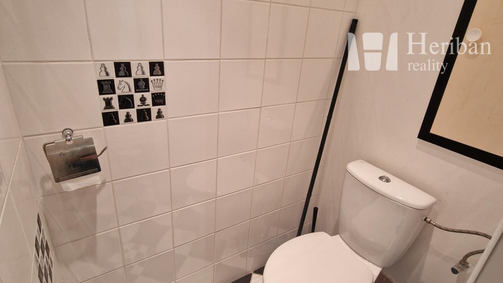 2 izb.byt s logiou, rekonštr, zariadený, Partizánska ul, JUH