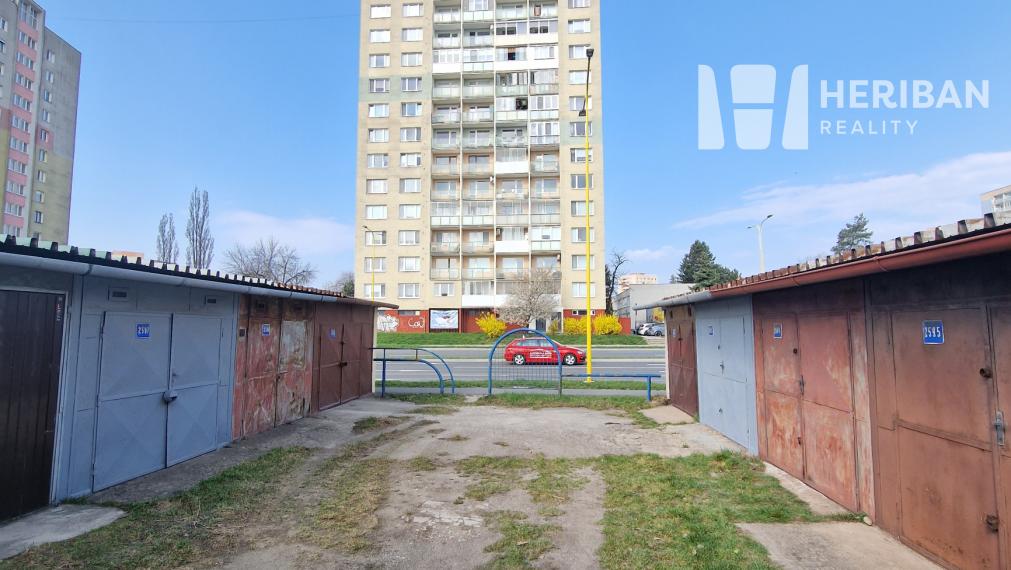 murovaná  garáž, 18m2, Jantárova/Rosná ul, KE-JUH