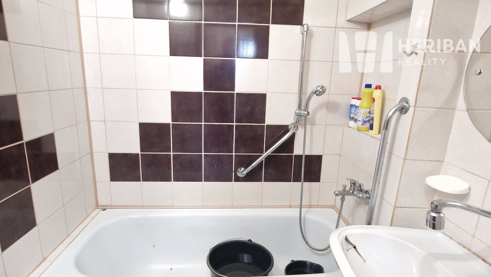 3-izb.byt s logiou, 3.p/7, 68m2, Pražská ul, Západ-Terasa