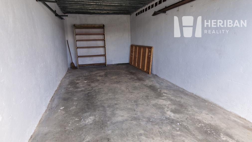 Na predaj murovaná garáž, Vojenská-Karpatská ul, Staré Mesto-Kuzmánka