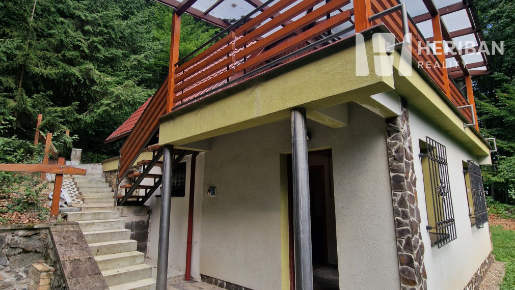 3izb.murovaná chata pri jazere, 21ár.pozemok, Bukovec