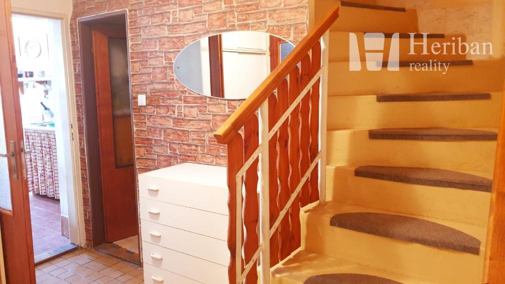 2-generačný rod.dom,12,8ár.pozemok,obec Leles-okres Trebišov