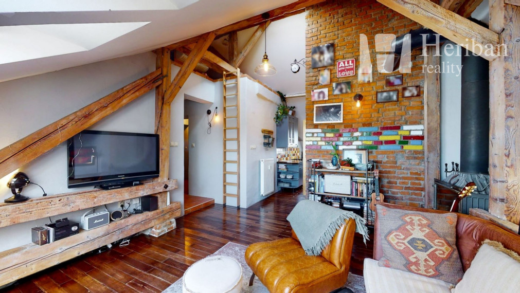 3-izb.tehl.byt s balkónom a logiou, 74m2, Jiskrova ul, Staré Mesto