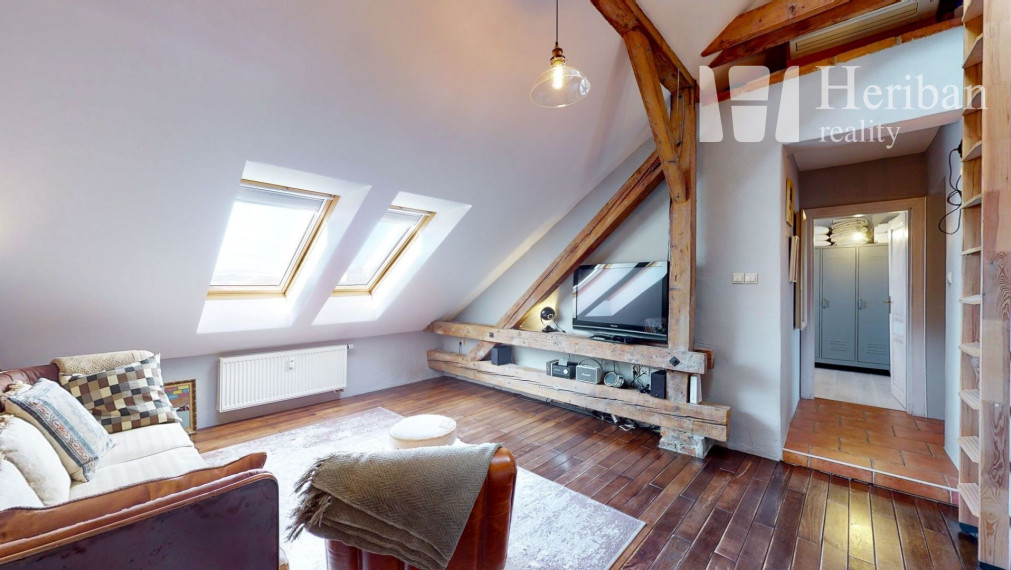 3-izb.tehl.byt s balkónom a logiou, 74m2, Jiskrova ul, Staré Mesto