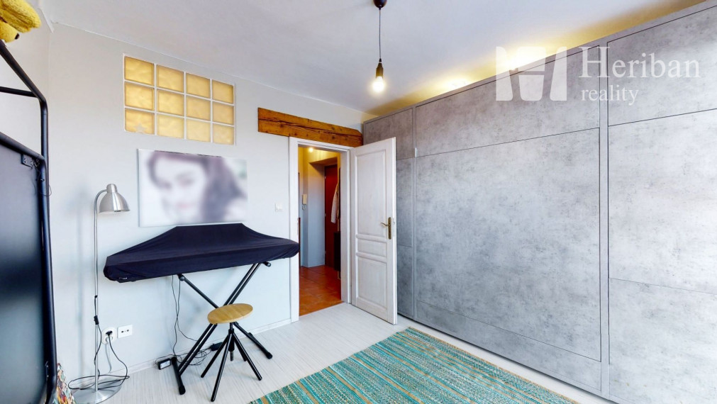 3-izb.tehl.byt s balkónom a logiou, 74m2, Jiskrova ul, Staré Mesto