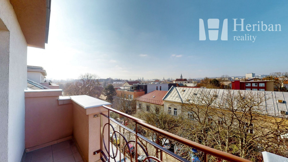 3-izb.tehl.byt s balkónom a logiou, 74m2, Jiskrova ul, Staré Mesto