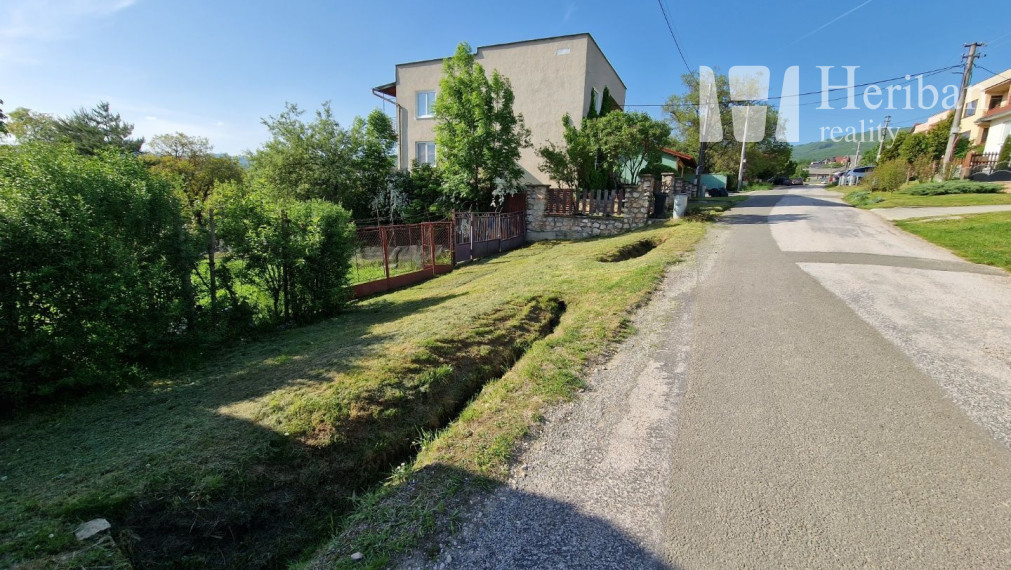 rodinný dom s 11,5ár.pozemkom, obec Poproč, Košice-okolie