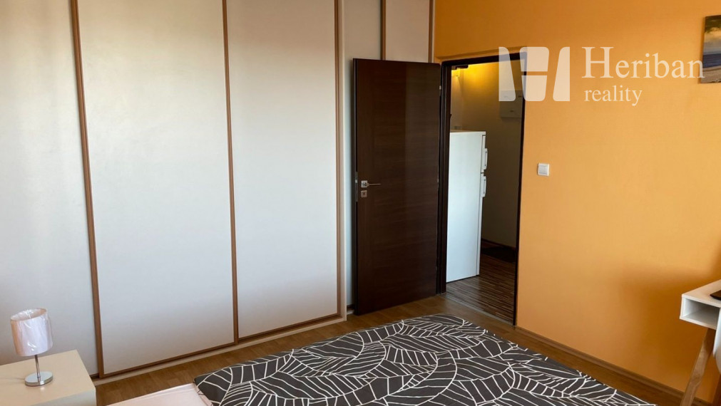 1,5-izb.byt, rekonštr. a zariadený,Palárikova ul, KE-JUH