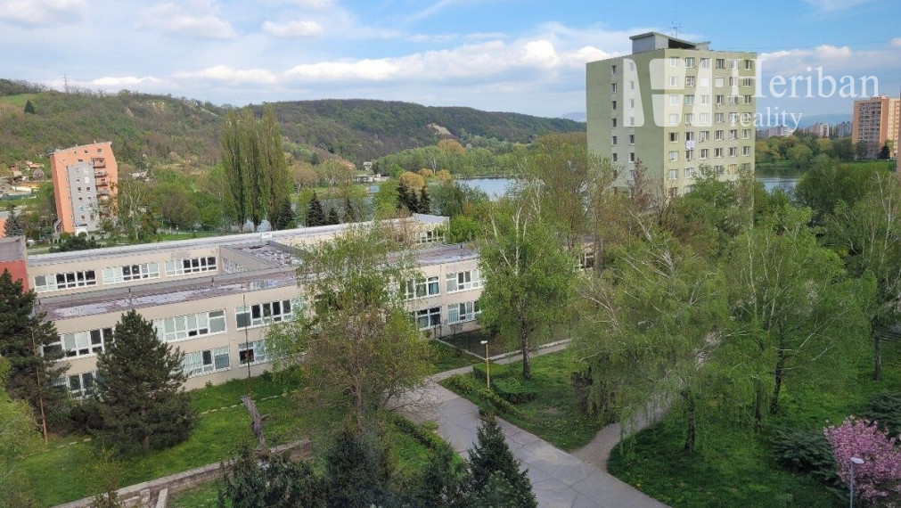3-izb.byt s 6m logiou, pražský typ,Bukovecká ul,KE-Nad Jazerom