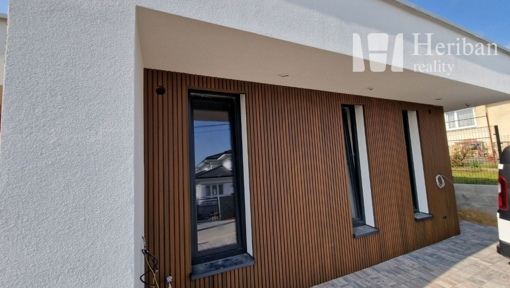 NOVOSTAVBA, 4-izb.rodinný dom s 4ár.pozemkom, všetky siete, Košice-Pereš