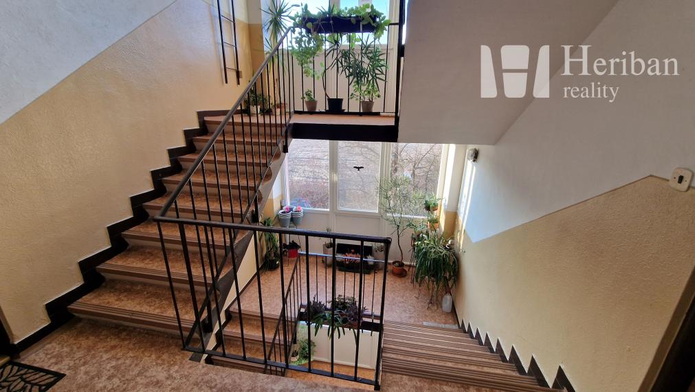 1 izb.byt s logiou, 37m2, Mikovíniho ul., KE-Terasa