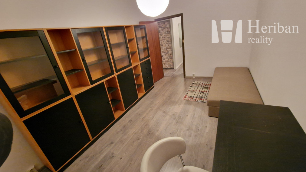 2izbový byt s loggiou, 50m2, Jasuschova ul.,KE-Sídl.KVP