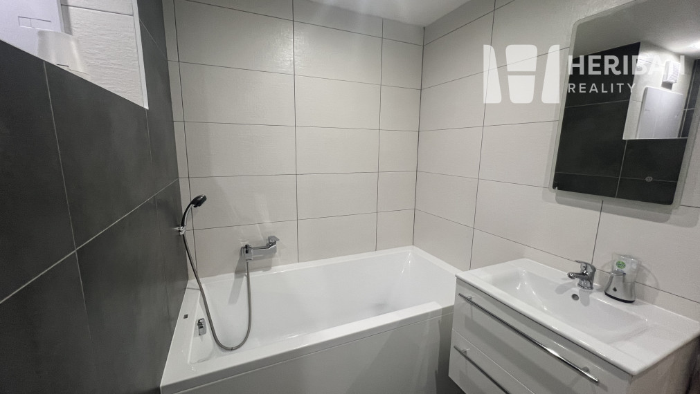 Na prenájom: 3izbový byt, 70m2, Lesnícka ul., KE-Terasa