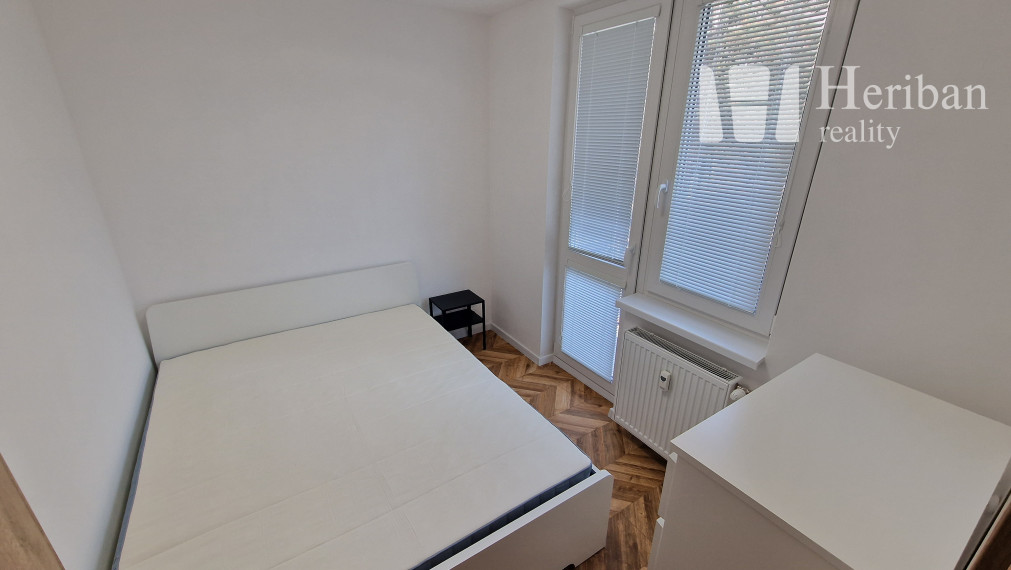 1,5 izb.byt s balkónom, nová rekonštr, Hroncova ul,KE-Sever