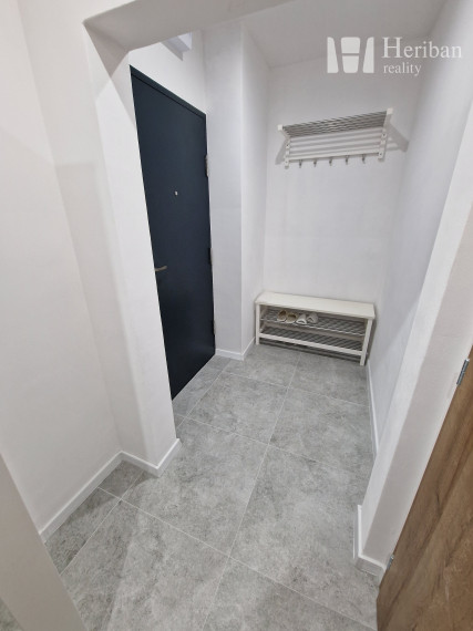 1,5 izb.byt s balkónom, nová rekonštr, Hroncova ul,KE-Sever