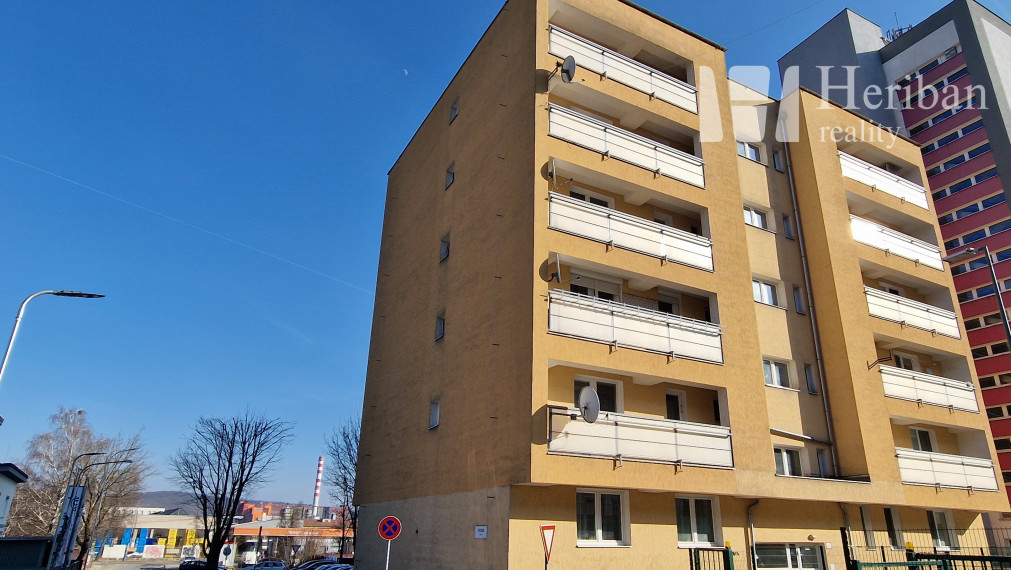 veľký 3-izb.tehlový byt s 2 logiami, 87m2, Poľská ul, KE-Juh