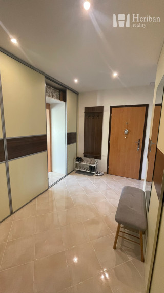 3-izb.byt s logiou, 68m2, rekonštr., Tr.SNP/Nešporova,Terasa