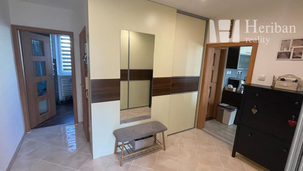 3-izb.byt s logiou, 68m2, rekonštr., Tr.SNP/Nešporova,Terasa