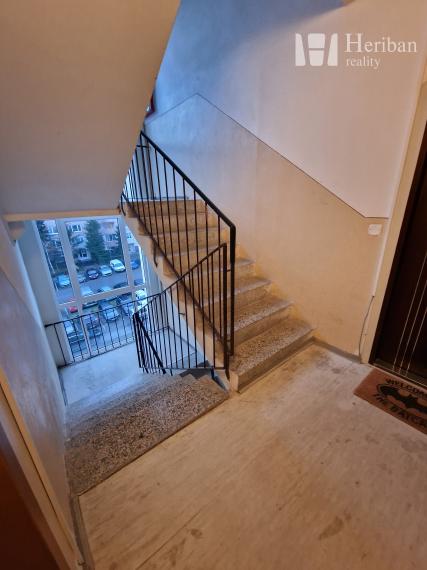 3-izb.byt s logiou,70m2, 4.p/8, Čordákova ul, KE-časť KVP