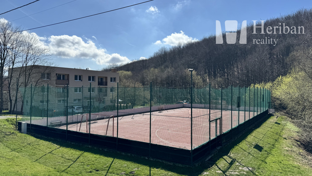 PREDANÉ: Pozemok na výstavbu RD, 10á, Nižný Klátov, Košice-okolie