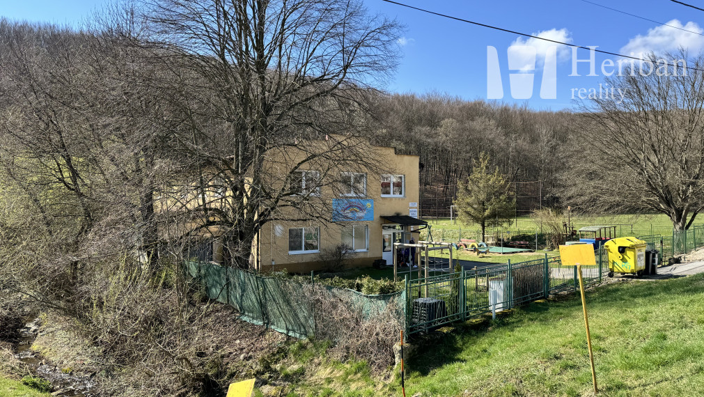 PREDANÉ: Pozemok na výstavbu RD, 10á, Nižný Klátov, Košice-okolie