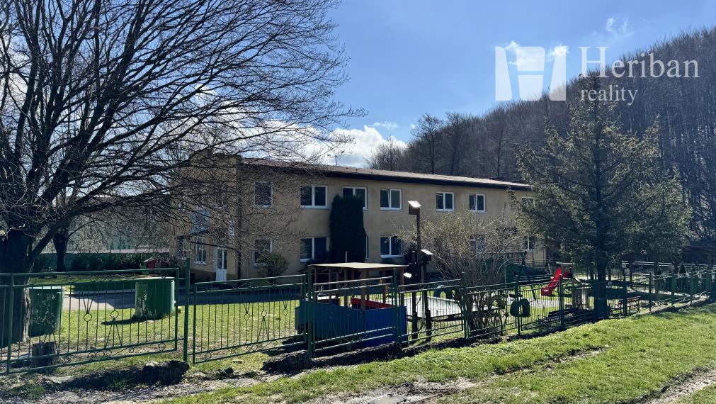 PREDANÉ: Pozemok na výstavbu RD, 10á, Nižný Klátov, Košice-okolie