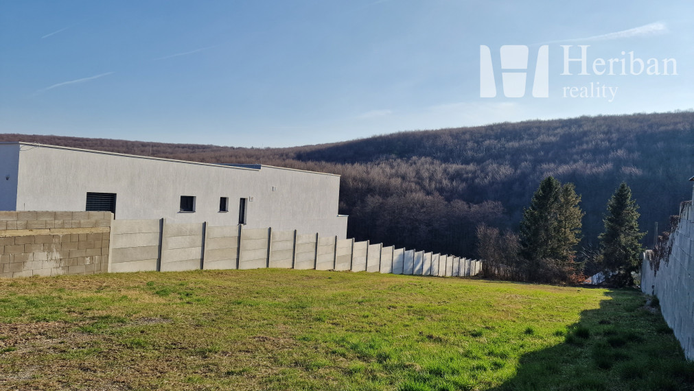 PREDANÉ: Pozemok na výstavbu RD, 10á, Nižný Klátov, Košice-okolie