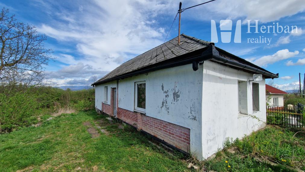 rodinný dom so 16ár.pozemkom, obec Buzica, Košice-okolie