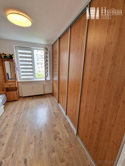 3-izb.byt s 2logiami, 65m2, 5.p, Jantárova ul, KE-časť JUH