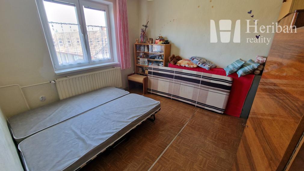 4-izb.rodinný dom s 8,4 árov.pozemkom, Košice-Krásna