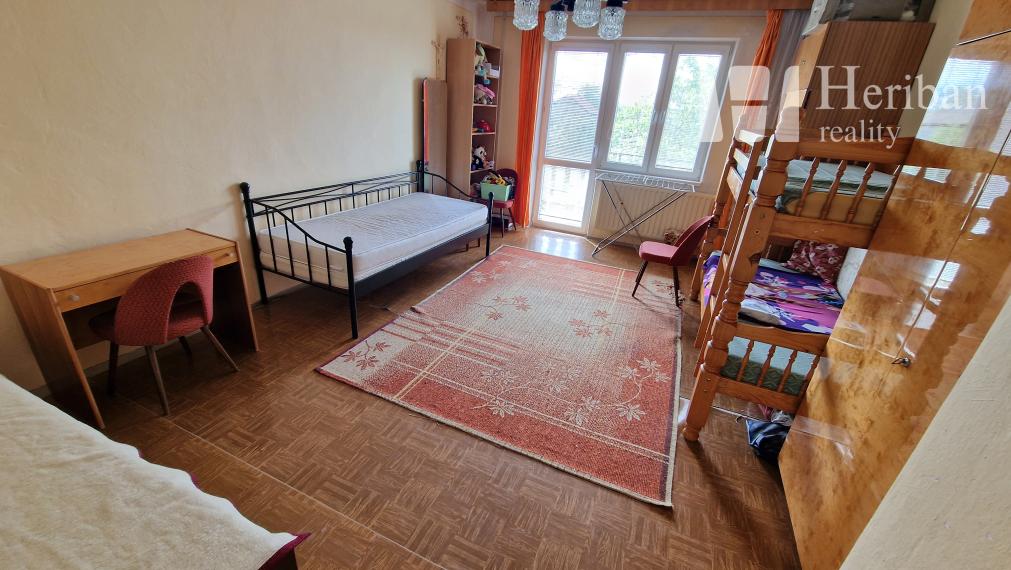 4-izb.rodinný dom s 8,4 árov.pozemkom, Košice-Krásna