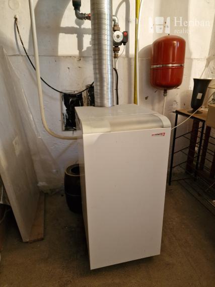 4-izb.rodinný dom s 8,4 árov.pozemkom, Košice-Krásna