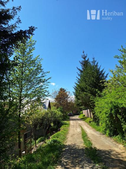 Celoročne obývateľná chata + 4,9 ár. pozemok, Nižný Klátov