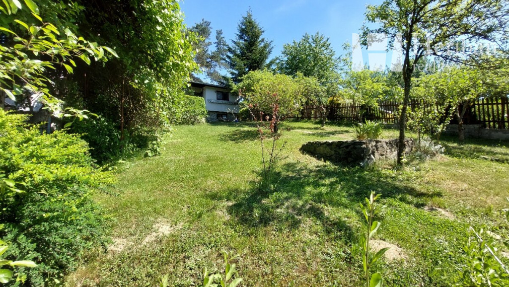 Celoročne obývateľná chata + 4,9 ár. pozemok, Nižný Klátov