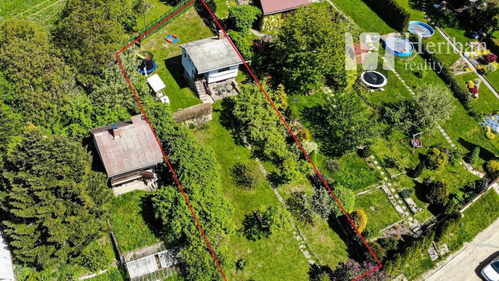 Celoročne obývateľná chata + 4,9 ár. pozemok, Nižný Klátov