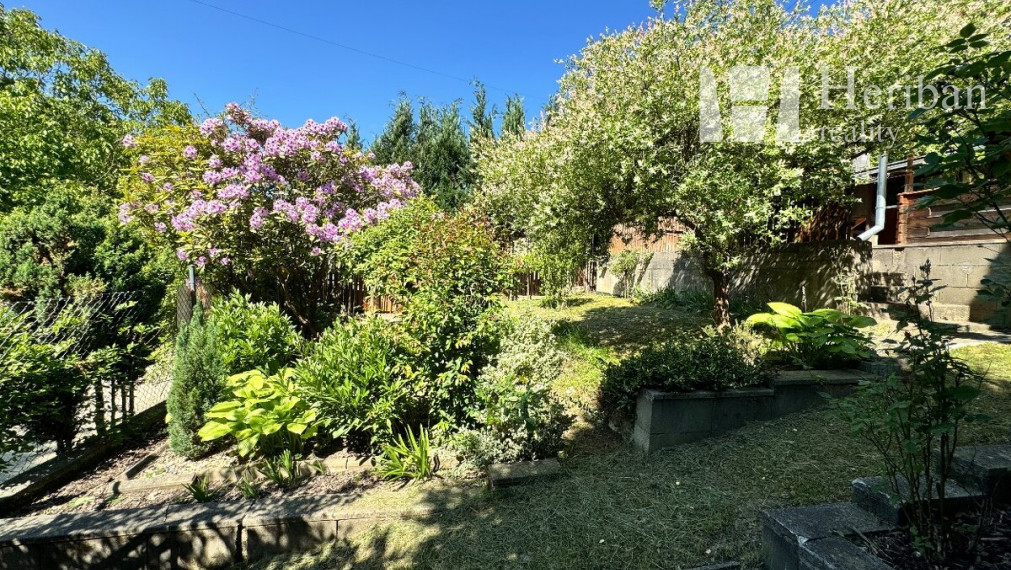 PREDANÉ: Záhrada s drevenou chatkou, 4ár pozemok, Nižný Klátov