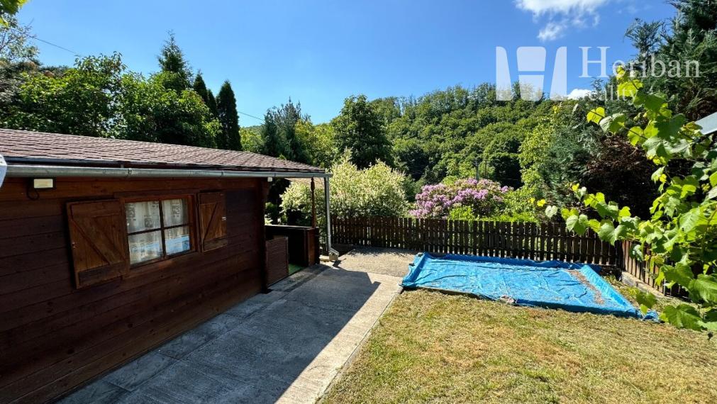 PREDANÉ: Záhrada s drevenou chatkou, 4ár pozemok, Nižný Klátov