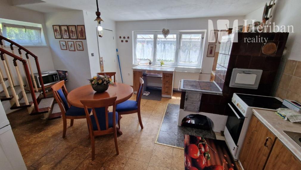 murovaná chata, 8,2 ár.pozemok, ul. Pod Gruntom, KE-Myslava