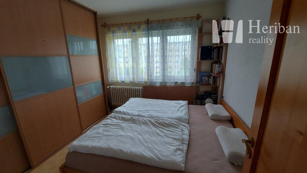 3-izb.byt s logiou, 80m2, komplet.rek, ul. Pokroku,KE-Terasa