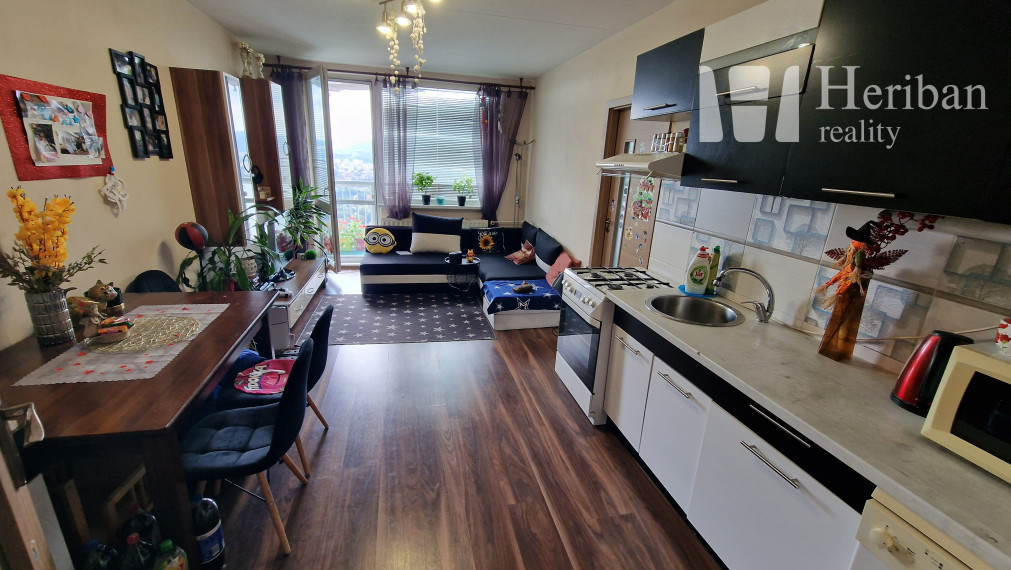 1,5-izb.byt s 6m logiou,41m2,pražský typ,Jaltská ul,KE-Furča