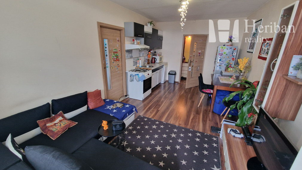 1,5-izb.byt s 6m logiou,41m2,pražský typ,Jaltská ul,KE-Furča