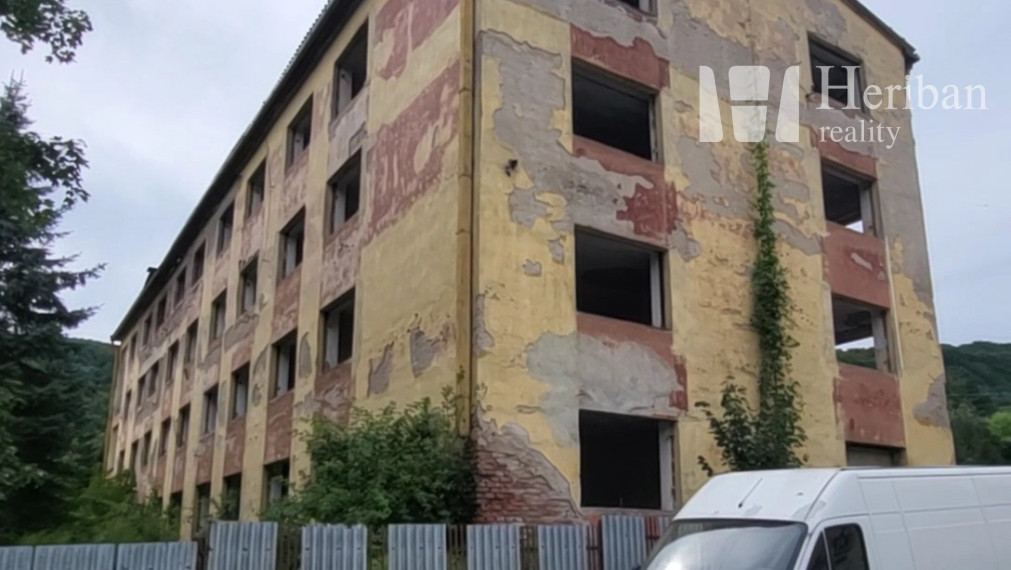 Polyfunkčná budova, 36ár.pozemok, Nižná Slaná, okres Rožňava