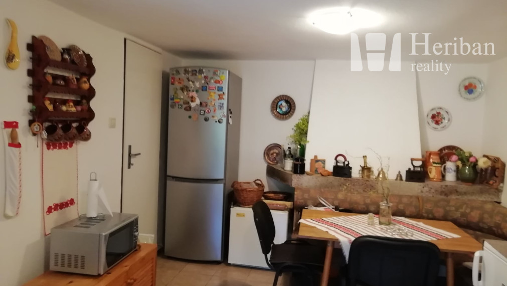 celoročne obývateľná chata + 3,8ár.pozemok, Veľká Lodina