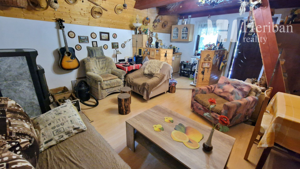 celoročne obývateľná chata + 3,8ár.pozemok, Veľká Lodina